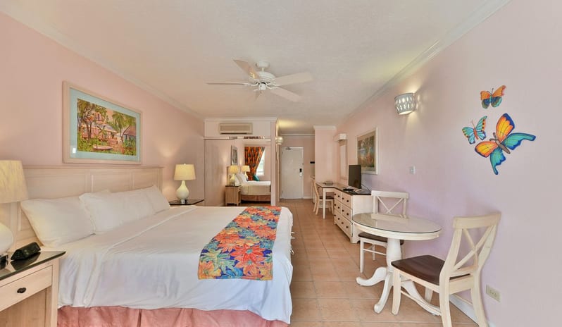 Butterfly Beach Hotel Barbados - Superior Studio Pool View (5)